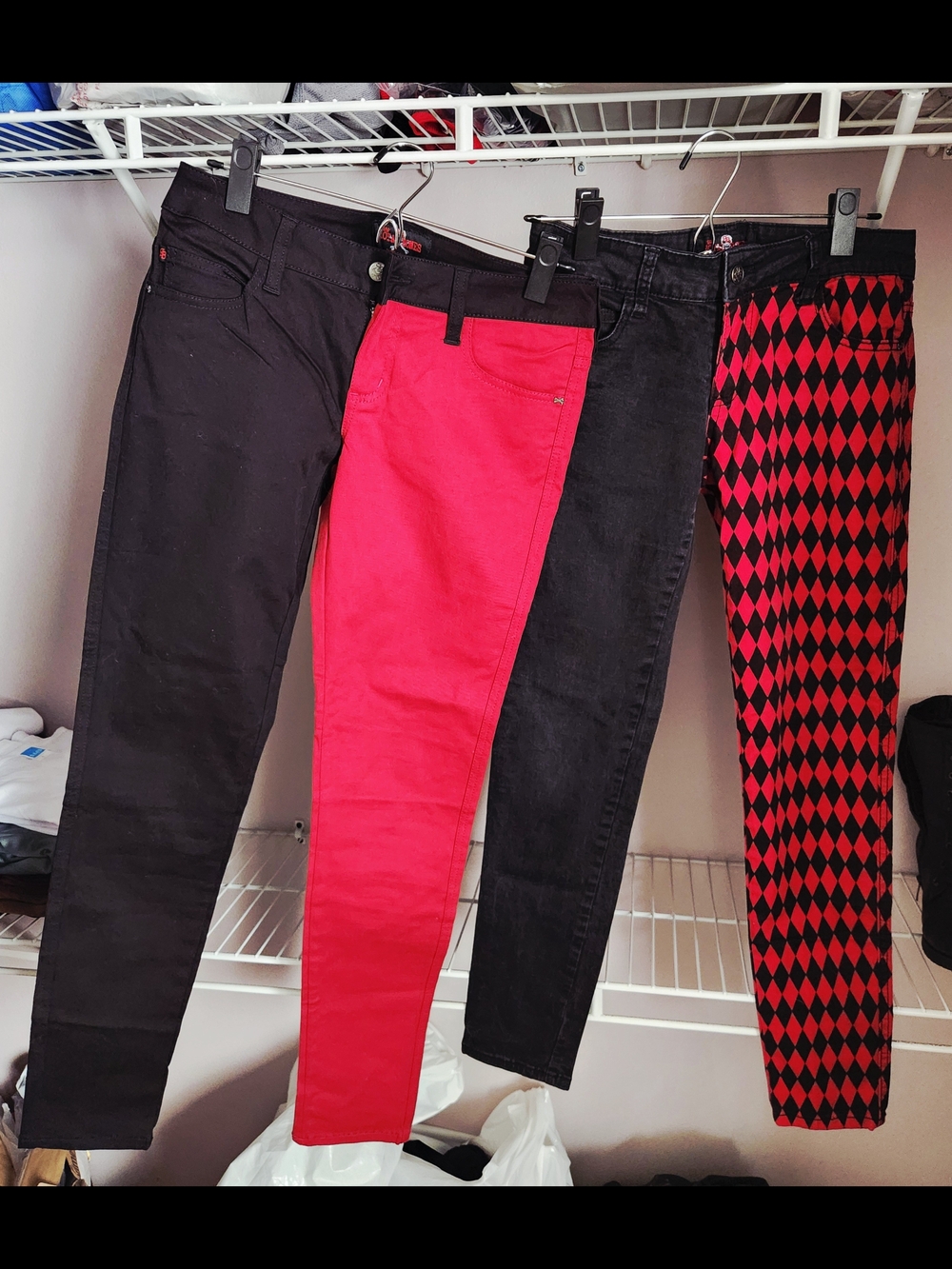 Set of 2 Size 5 Red & Back Skinny Jeans